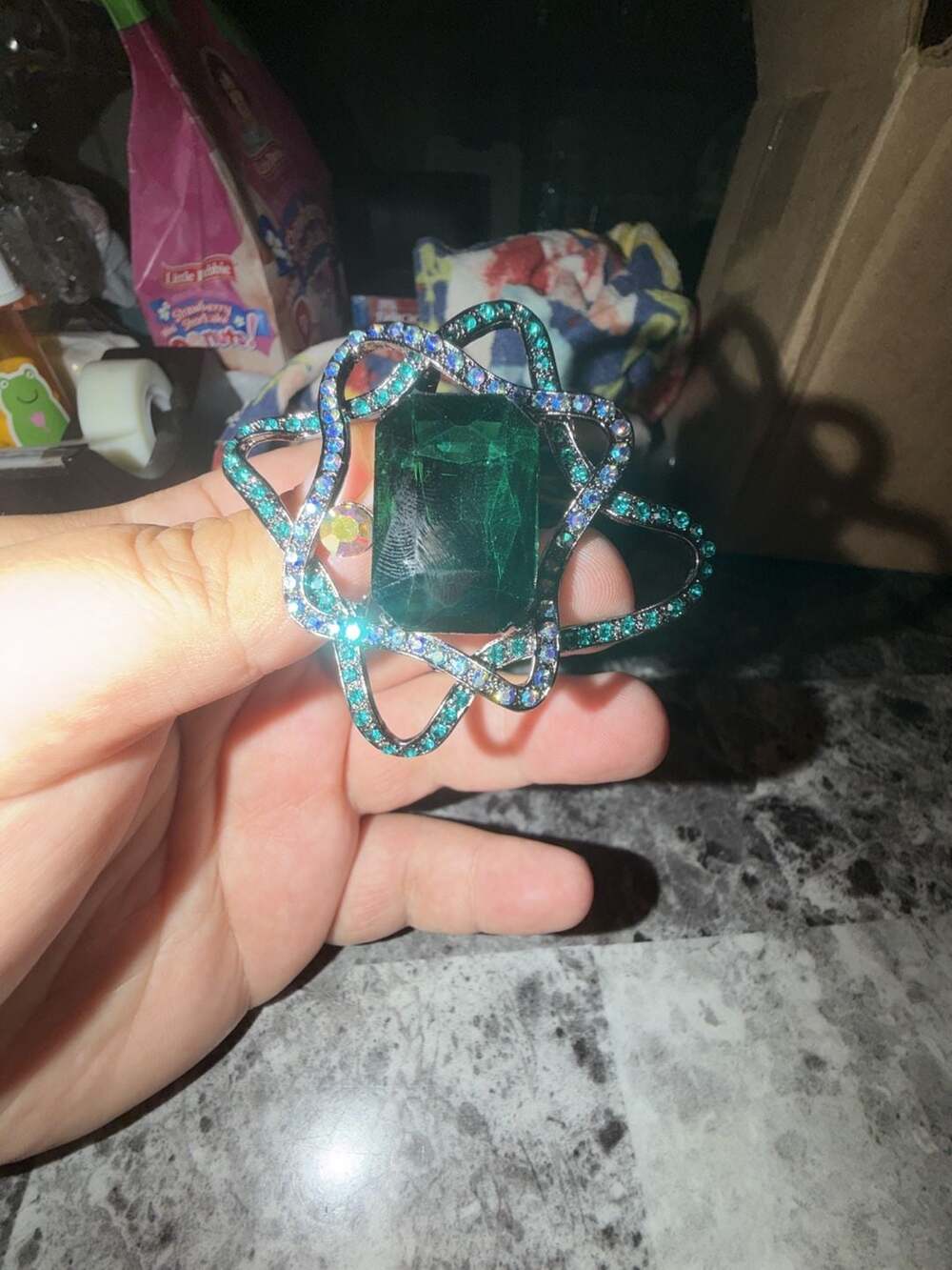 Vintage Emerald Green Rhinestone Brooch